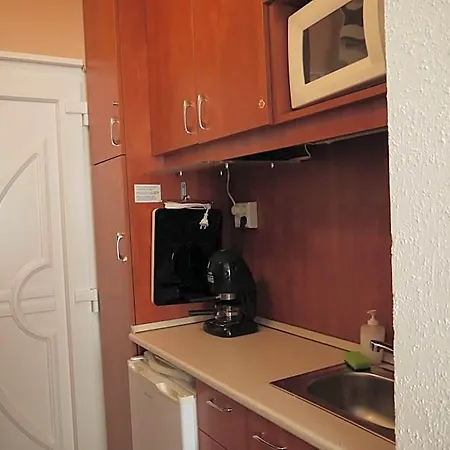 Apartahotel Vízparti Sas