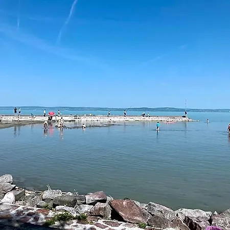 Vízparti Sas Apartahotel Siófok
