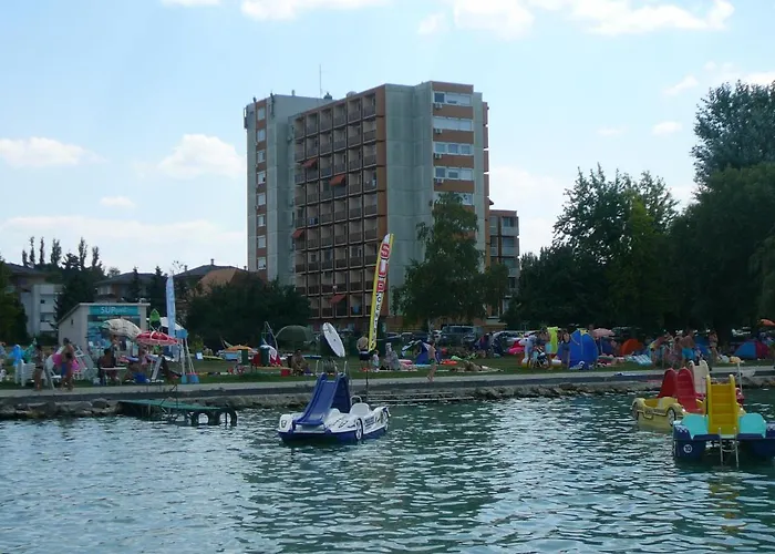 Hotel de apartamente Vizparti Sas Siófok